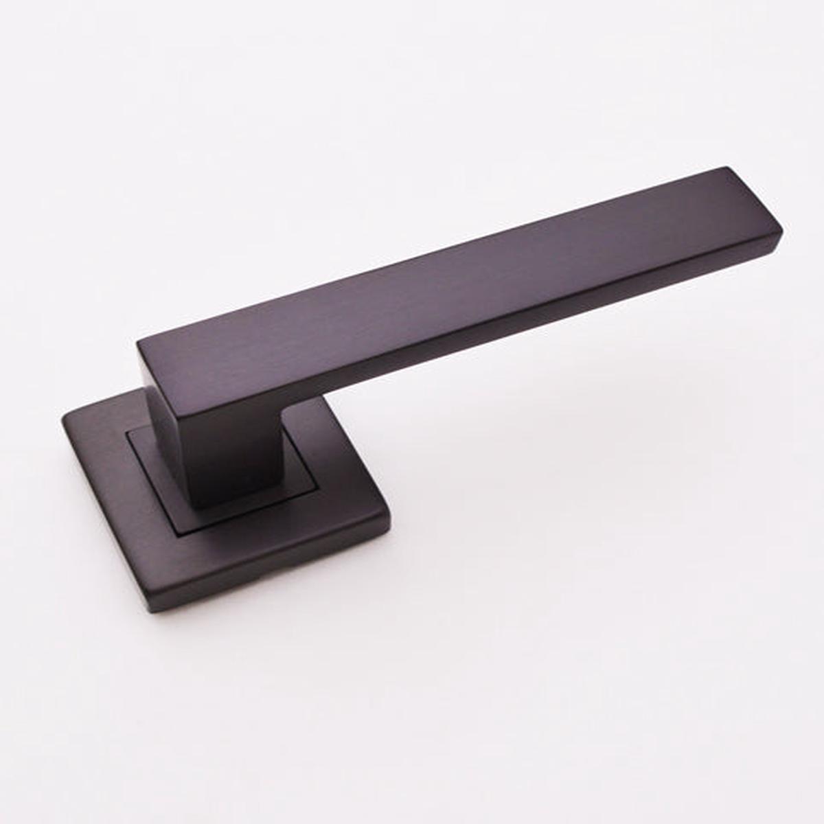 Cadiz Saratoga Lever on Rose