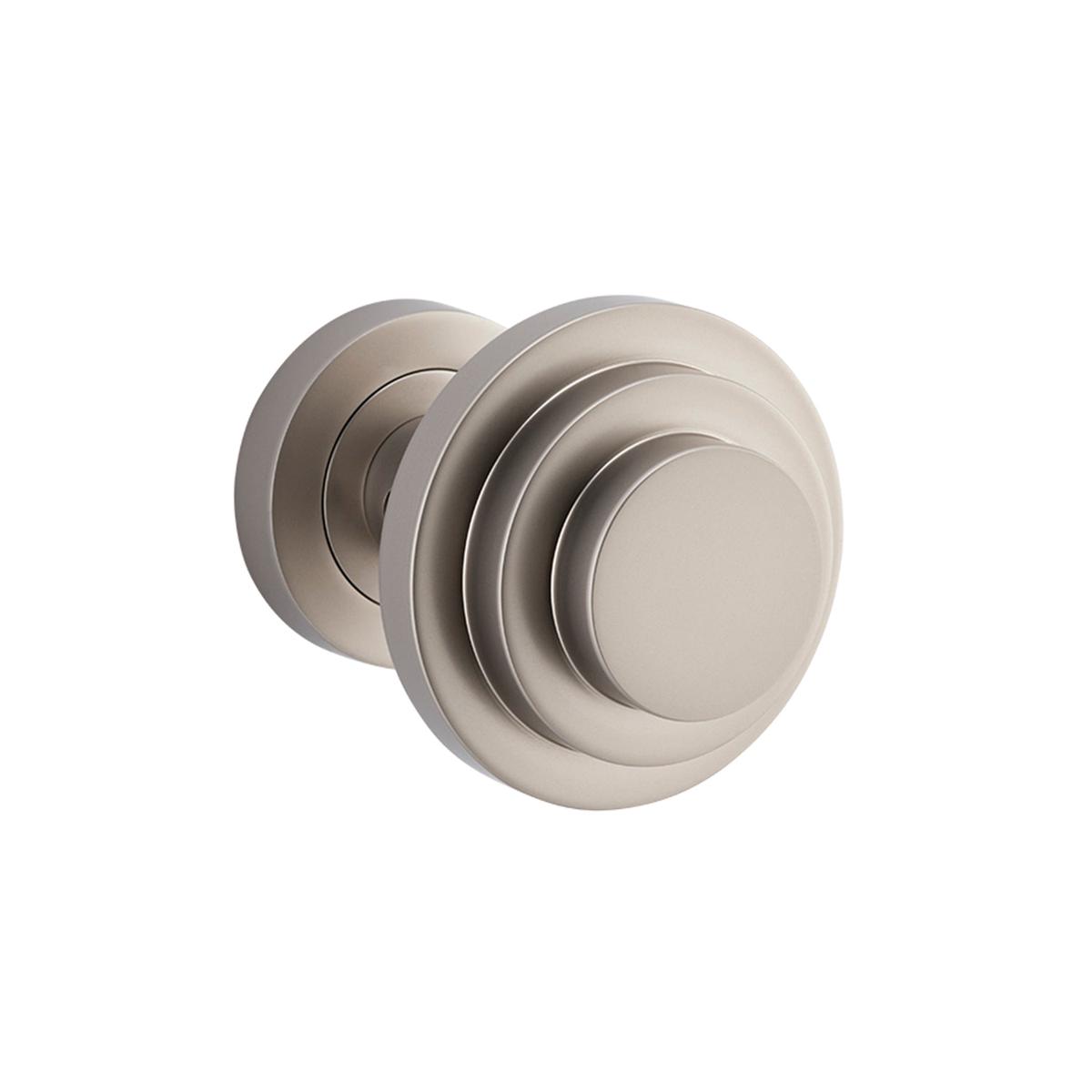 Bankston Sans Arc Zzzigurat Door Knob on Round Rose - Smooth Nickel