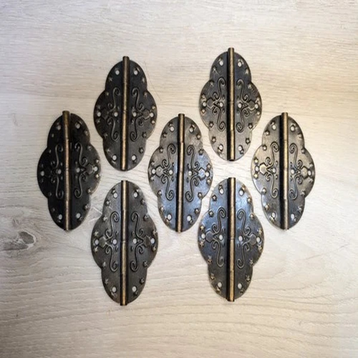 (Lot of 7) Vintage Copper Tone Hinges 2-3/4" x 2" Decorative Ornate Style Wings