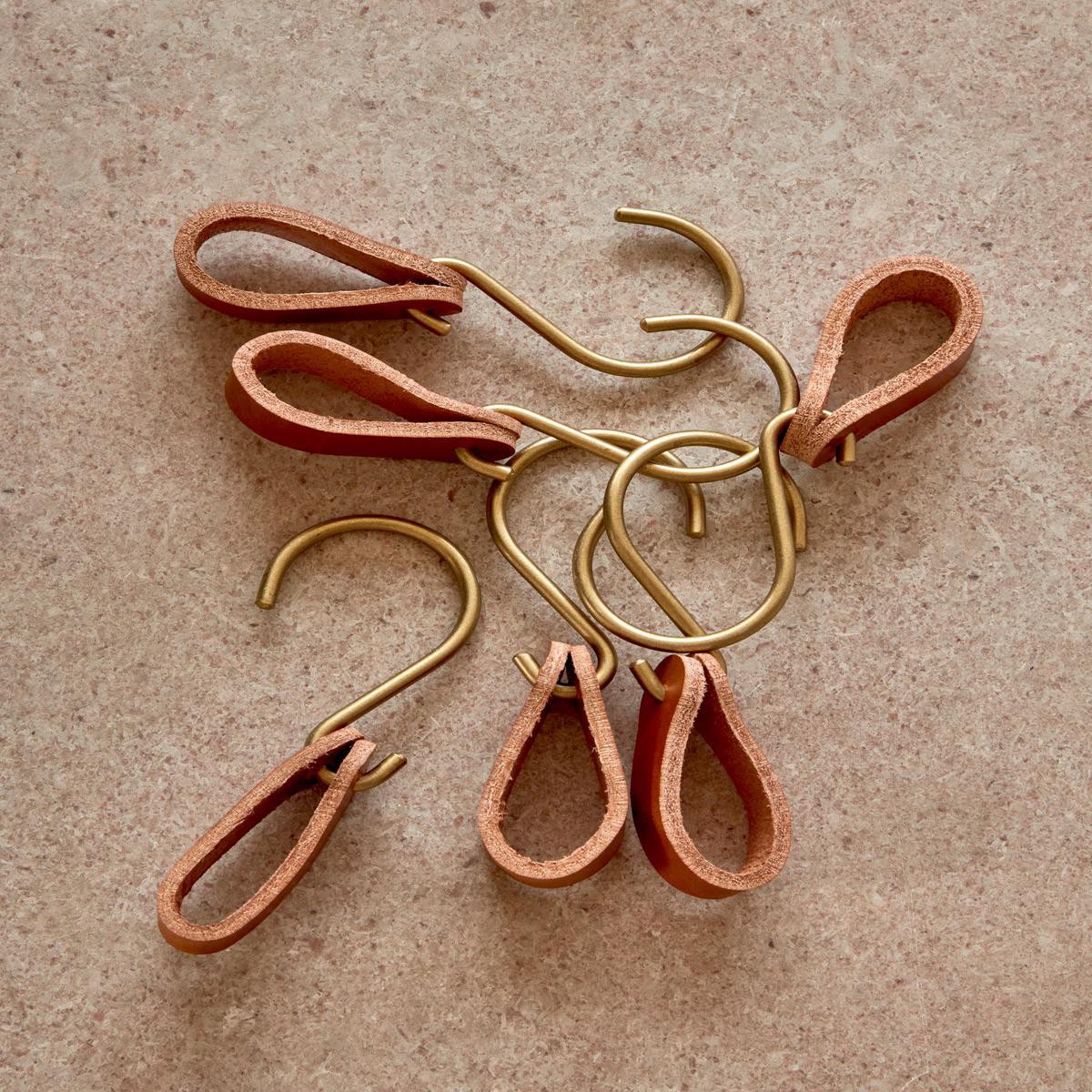 Ludlow Leather Hooks 8211 Tan