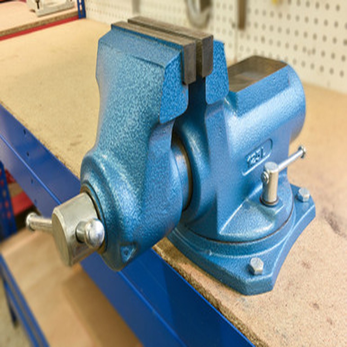 York Lux Parallel Bench Vice 125mm