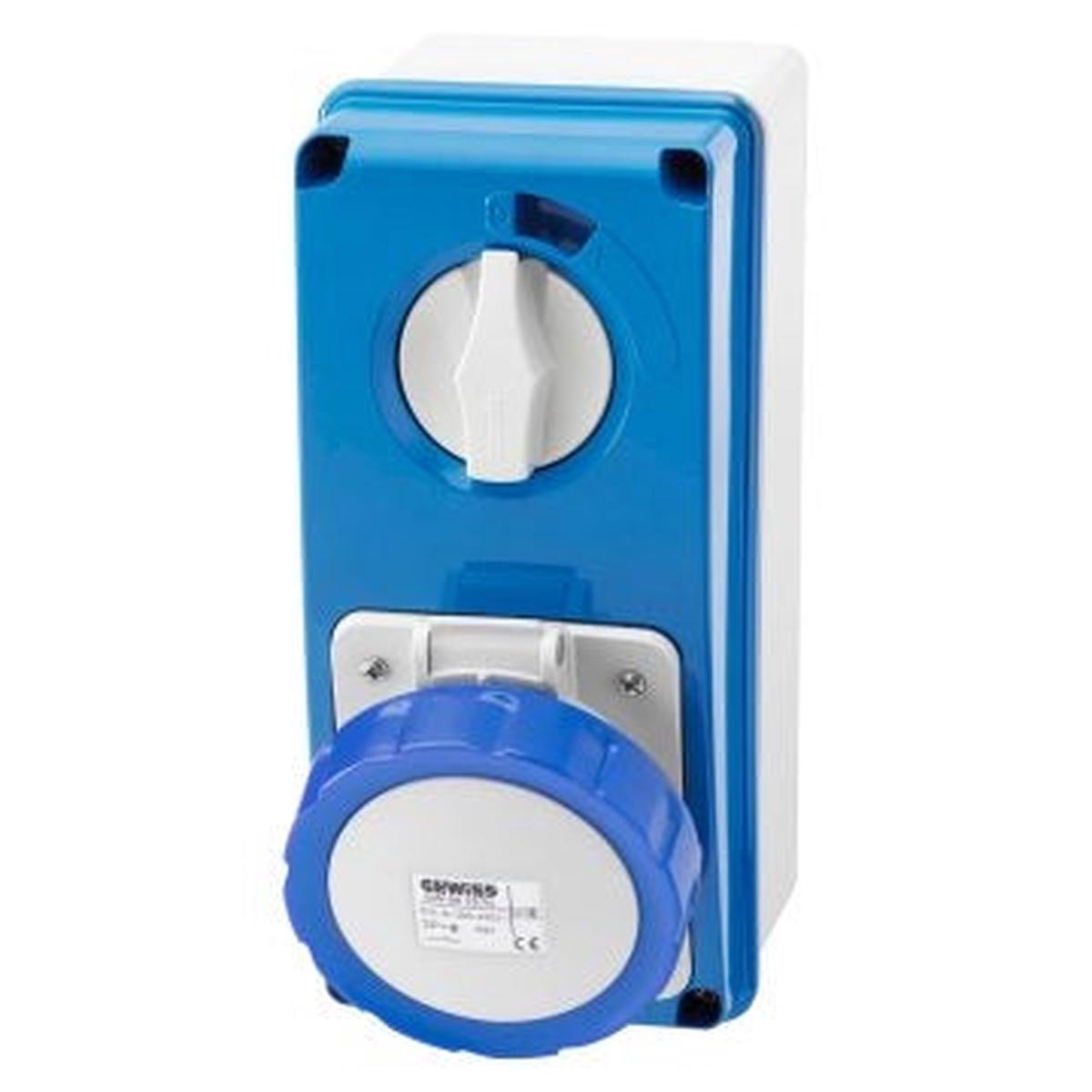 Switched Socket 230V 32A 2P+E IP67 Vert