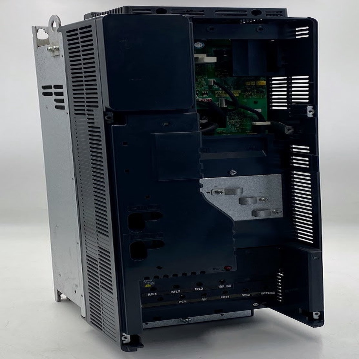 Schneider Electric Altivar 630 ATV630D30N4 Variable Speed Drive, No Front Panel